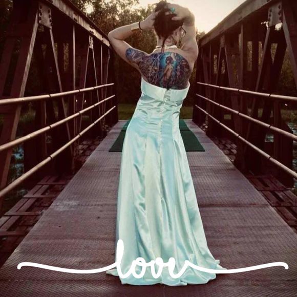 Meet your Posher, Lynnshea - Picture 1 of 7